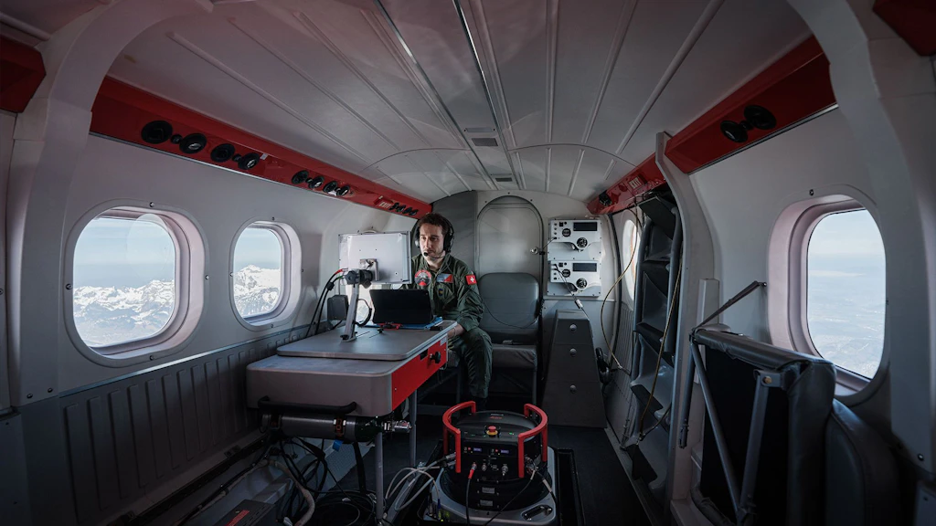 Leica DMC 4S - Avion