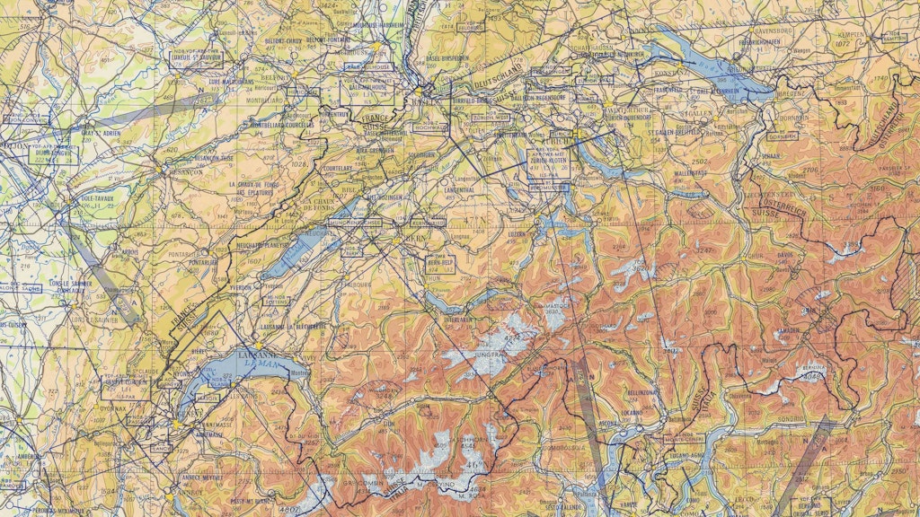 ICAO-Kartenblatt, Ausschnitt Schweiz, mit blauem Flugsicherungsaufdruck