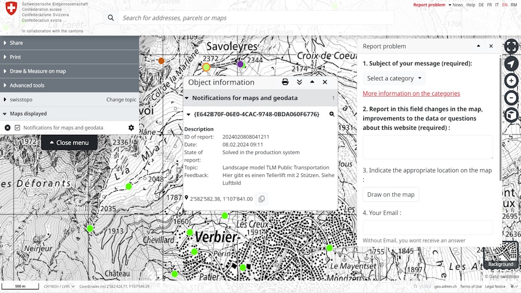 Screenshot of the swisstopo online tool for correction request. The map viewer shows various submitted reports as dots and an open window for entering notifications.