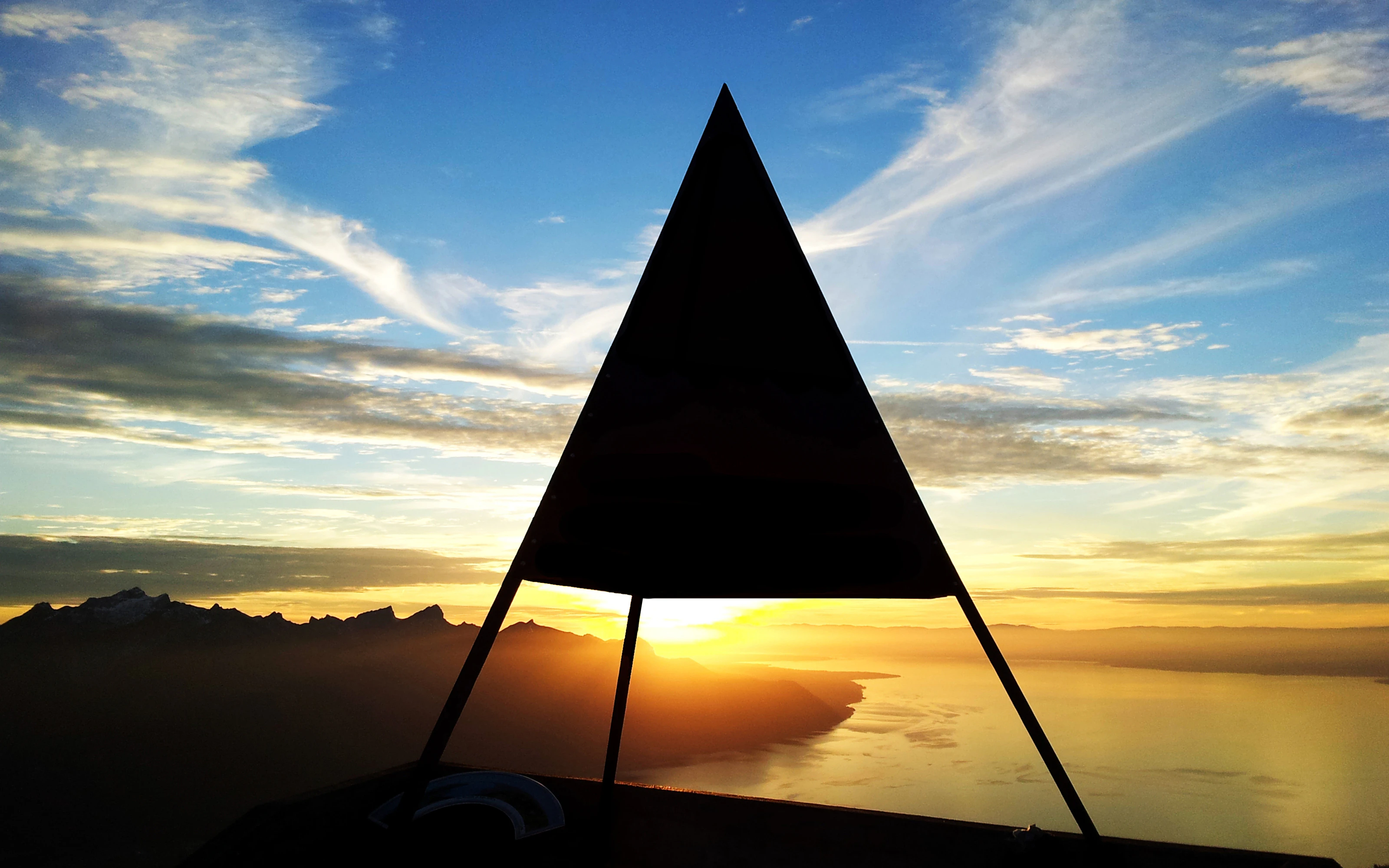 Triangulation pyramid, Rochers de Naye