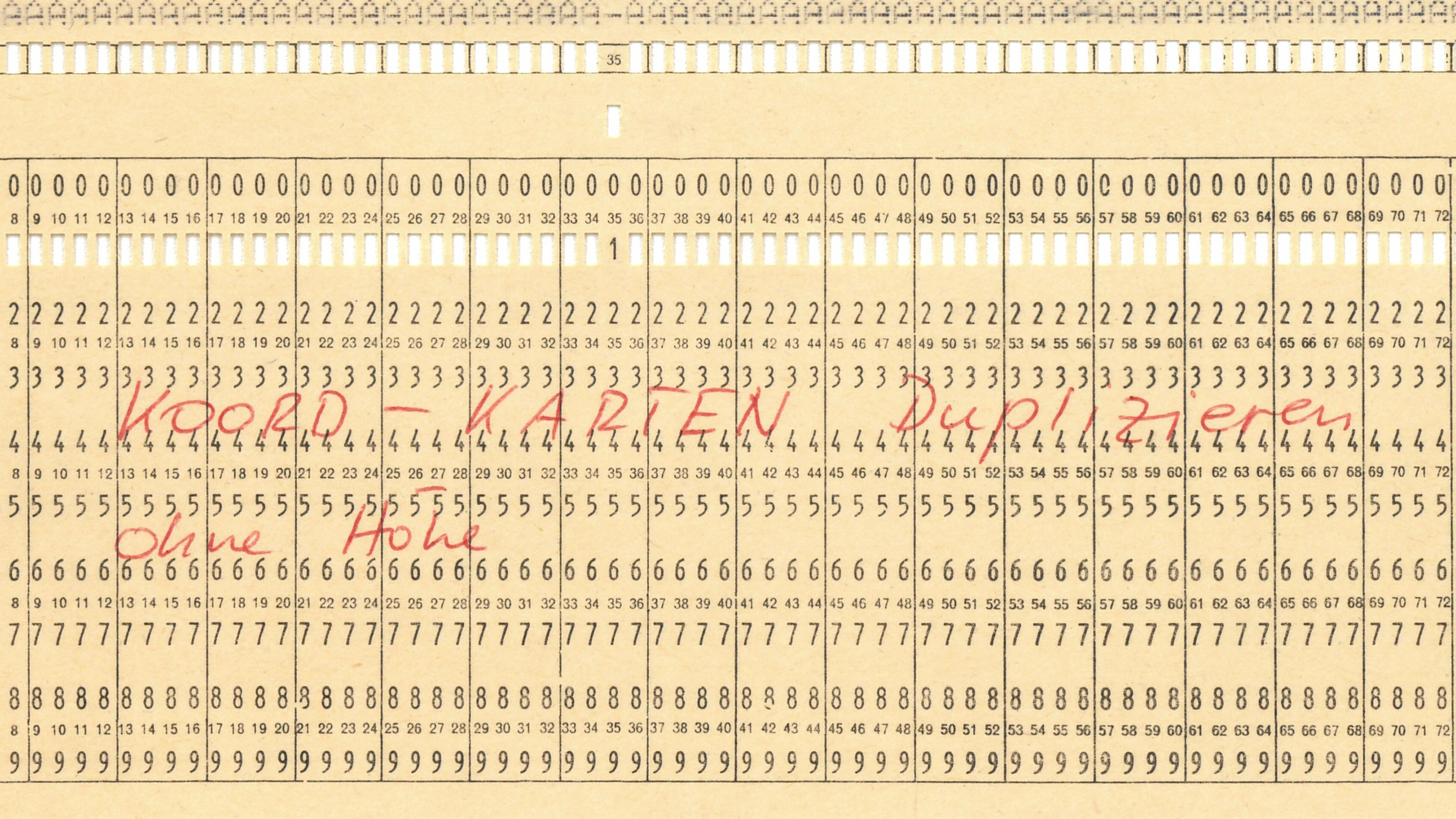 Scheda perforata con nota manoscritta che indica che le schede di punzonatura delle coordinate devono essere duplicate senza altezza.